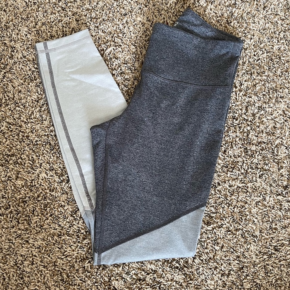 Old Navy Active Go-Dry Leggings